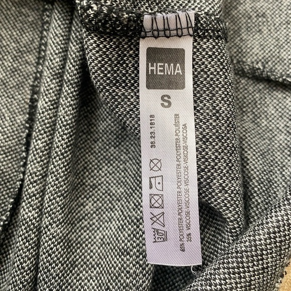 Hema Bodycon Knee Length Dress - Picture 7 of 7